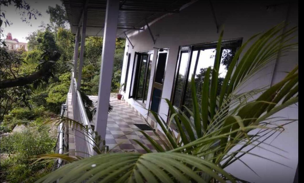 Nazara Home Stay Kasauli Buitenkant foto