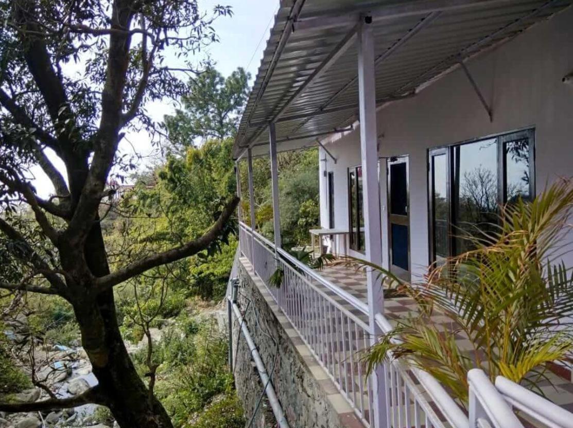 Nazara Home Stay Kasauli Buitenkant foto